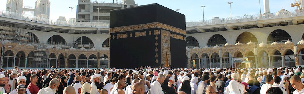 Your Guide to Wearing the Ihram for Hajj and 'Umrah