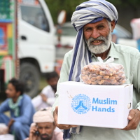 Did you know that you can get the same reward as the fasting person when you provide them with their Iftar meal?  